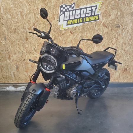 HUSQVARNA 125 SVARTPILEN...